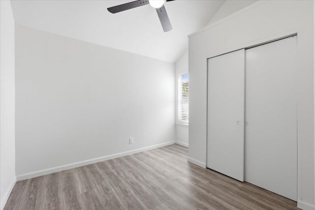 4215 Scarsdale Lane, Dallas, TX 75227