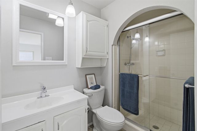 4913 Roberts Drive, The Colony, TX 75056