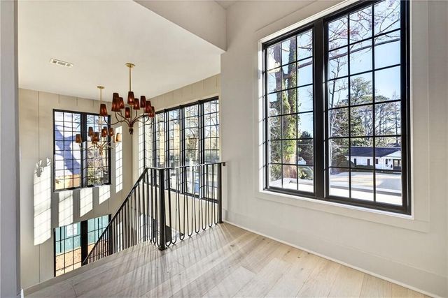 428 Carolwood Lane, Atlanta, GA 30342