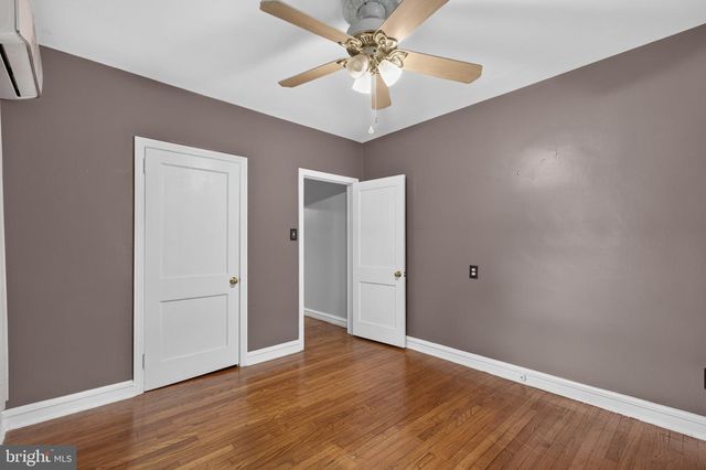 16 SUTTON LN, New Castle, DE 19720