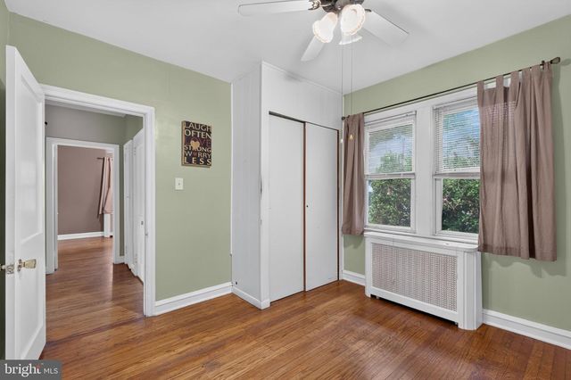 16 SUTTON LN, New Castle, DE 19720