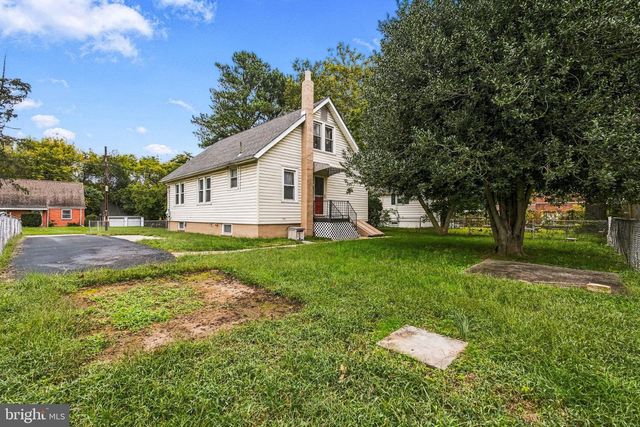 16 SUTTON LN, New Castle, DE 19720