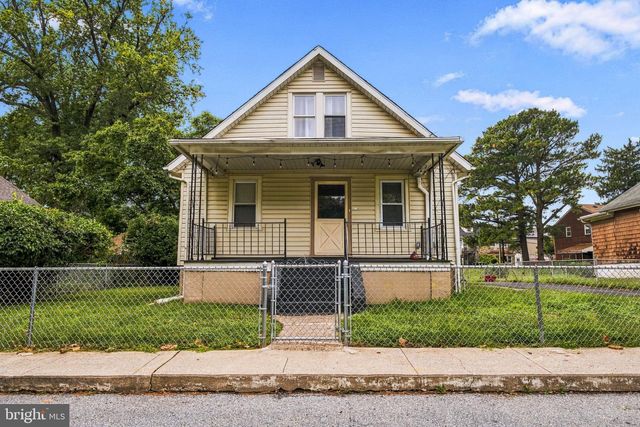 16 SUTTON LN, New Castle, DE 19720