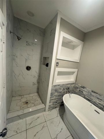 10319 Glenkirk Drive, Houston, TX 77089