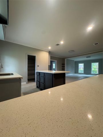 10319 Glenkirk Drive, Houston, TX 77089