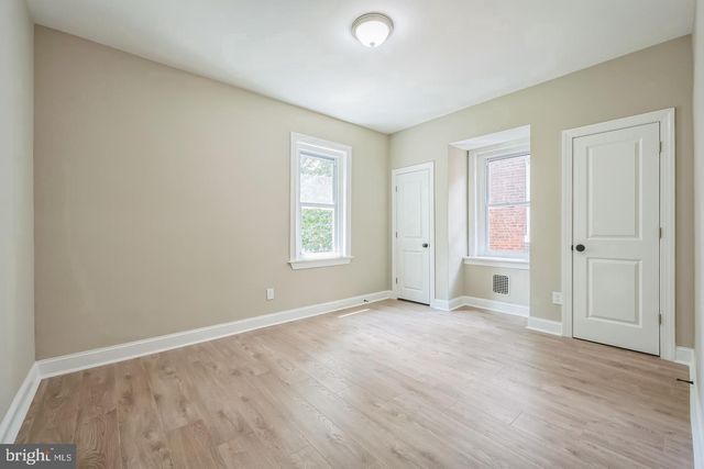 1220 S 52ND ST, Philadelphia, PA 19143