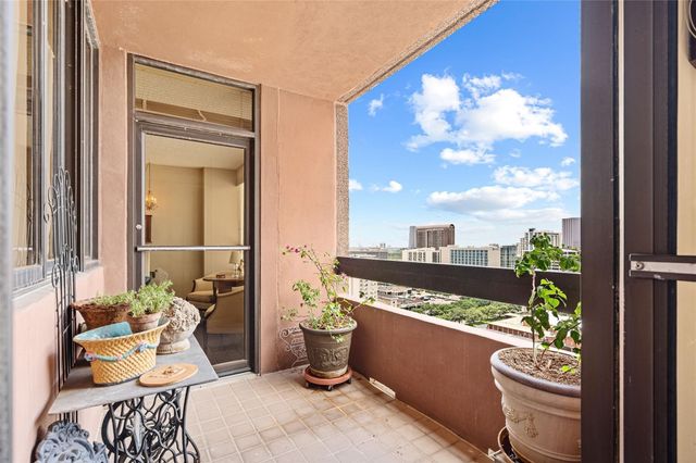 5150 Hidalgo Street 1702, Houston, TX 77056