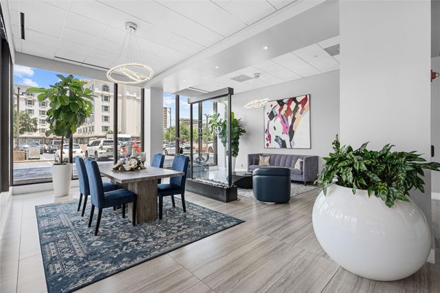 5150 Hidalgo Street 1702, Houston, TX 77056