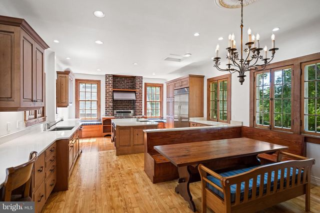 1002 ST HELENA ISLAND, Crownsville, MD 21032