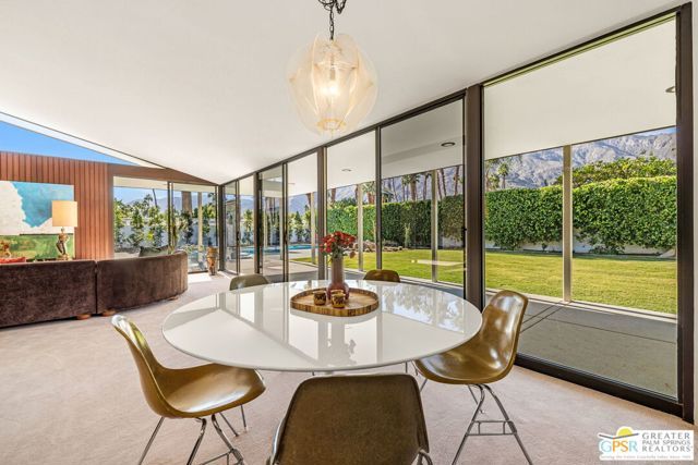 695 N Camino Real, Palm Springs, CA 92262