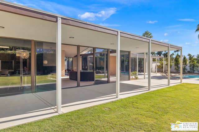 695 N Camino Real, Palm Springs, CA 92262