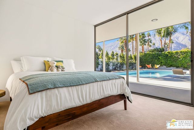 695 N Camino Real, Palm Springs, CA 92262