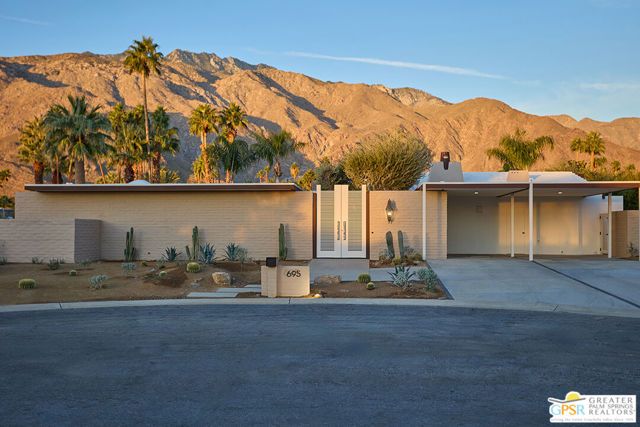 695 N Camino Real, Palm Springs, CA 92262
