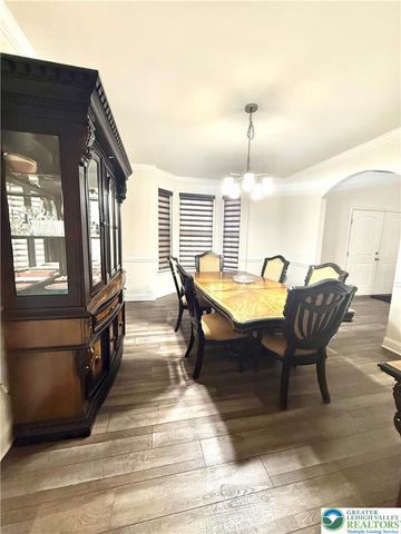 37 Saddle Lane, Palmer Twp, PA 18045