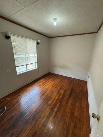 3034 Menlo Ave, San Diego, CA 92105