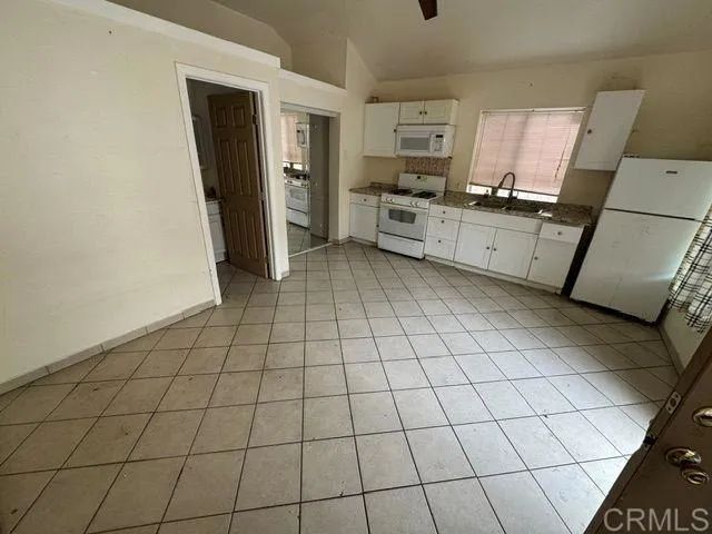 3034 Menlo Ave, San Diego, CA 92105