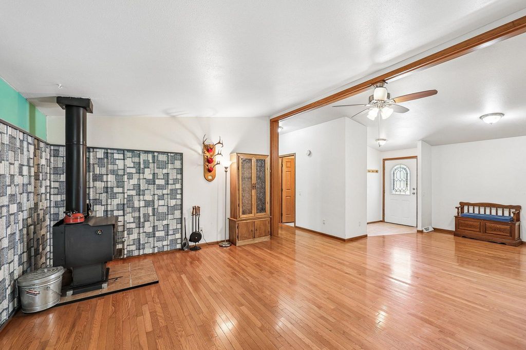 37451 Jasper Street NW, Dalbo, MN 55017 — photo 5