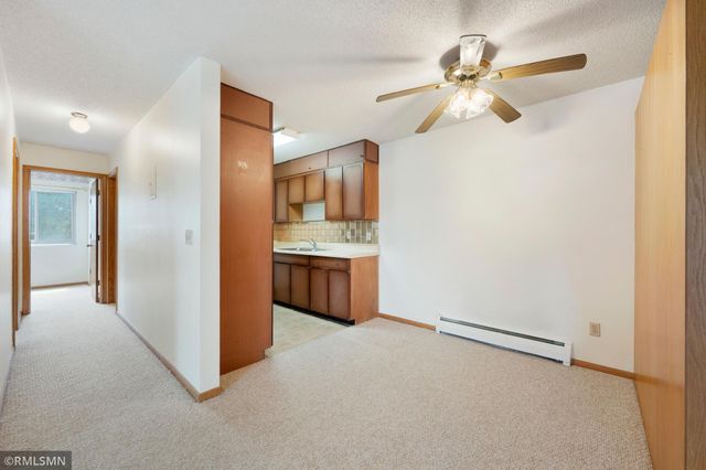 7000 Sandell Avenue 16, Edina, MN 55435