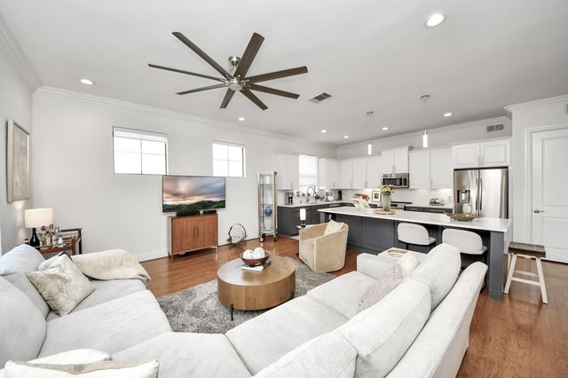 2120 Kipling Street 208, Houston, TX 77098