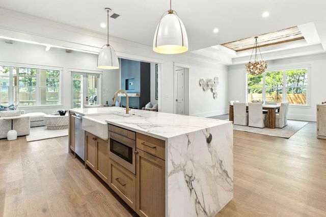 87 W Surfside Drive, Santa Rosa Beach, FL 32459