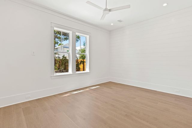 87 W Surfside Drive, Santa Rosa Beach, FL 32459