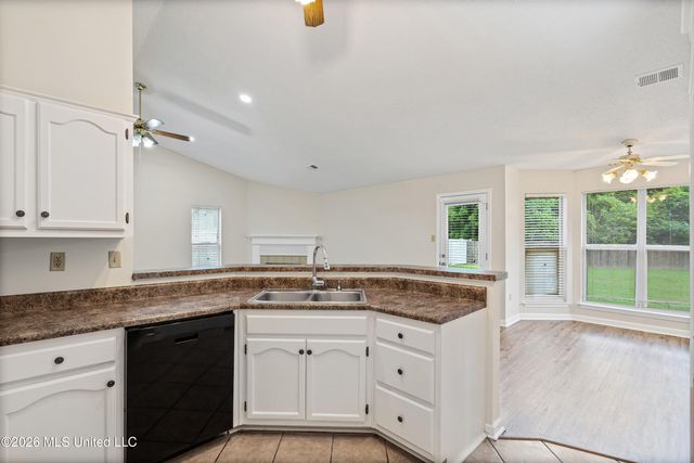 7291 Dunbarton Drive, Horn Lake, MS 38637