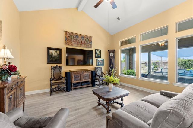 21803 Albertine Drive, Tomball, TX 77377