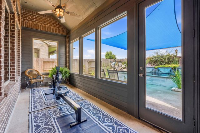 21803 Albertine Drive, Tomball, TX 77377