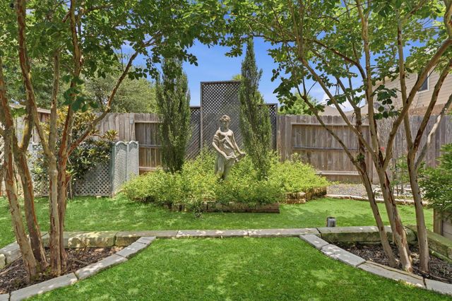 21803 Albertine Drive, Tomball, TX 77377