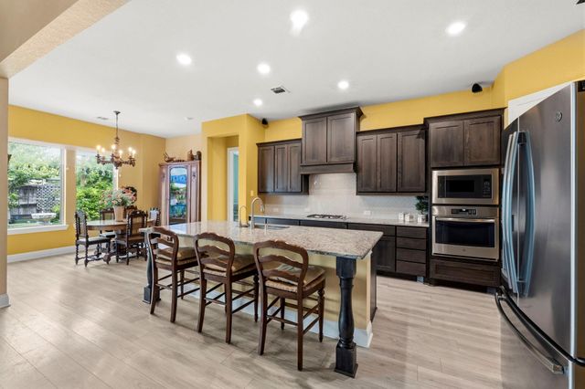 21803 Albertine Drive, Tomball, TX 77377