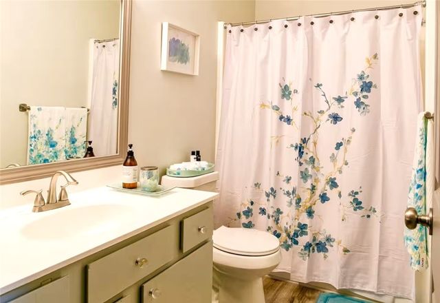 106 NW Park Street A, Bentonville, AR 72712