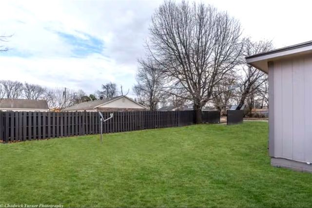 106 NW Park Street A, Bentonville, AR 72712