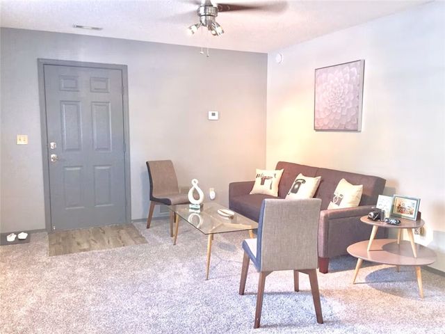 106 NW Park Street A, Bentonville, AR 72712