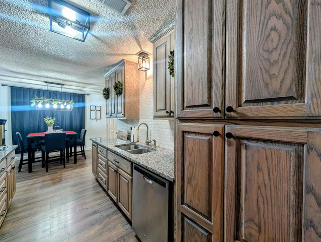 1103 LISA LANE, Burkburnett, TX 76354