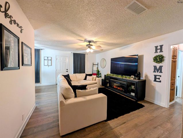 1103 LISA LANE, Burkburnett, TX 76354