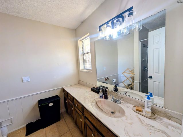 1103 LISA LANE, Burkburnett, TX 76354