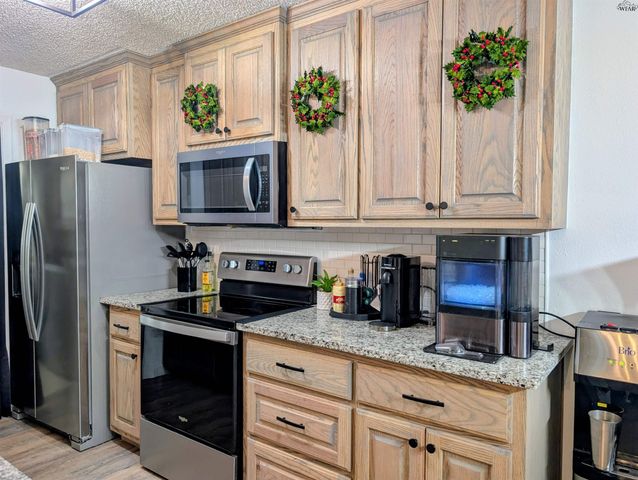 1103 LISA LANE, Burkburnett, TX 76354