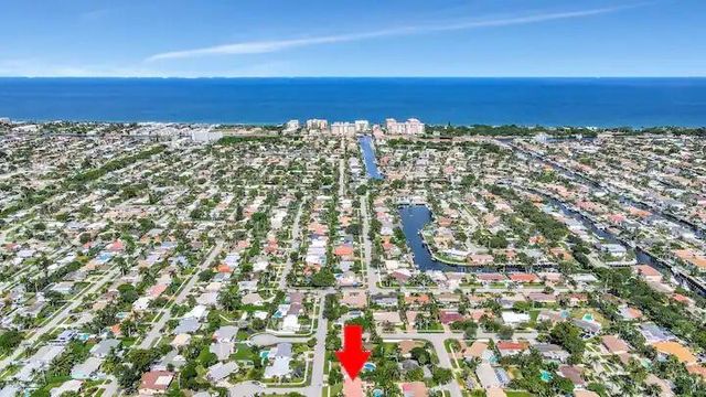 2320 NE 51st Street, Lighthouse Point, FL 33064