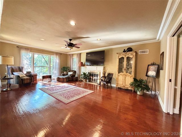 1406 Country Club Road, Mcalester, OK 74501