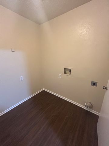 1105 Saturn Drive, Cedar Hill, TX 75104