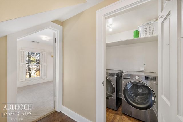 450 University Place, Grosse Pointe, MI 48230