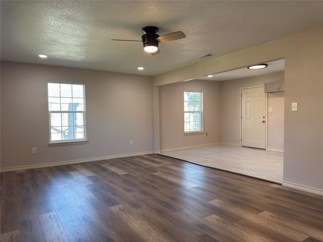 10095 Comanche, Quinlan, TX 75474