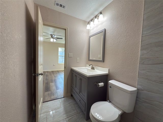 10095 Comanche, Quinlan, TX 75474