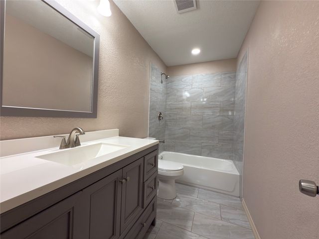 10095 Comanche, Quinlan, TX 75474