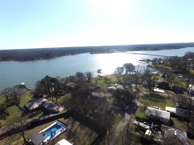 10095 Comanche, Quinlan, TX 75474