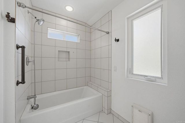 962 Woodgrove Drive, Cardiff By The Sea, CA 92007
