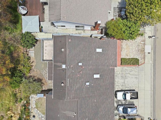 962 Woodgrove Drive, Cardiff By The Sea, CA 92007