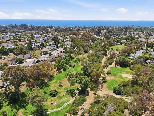 962 Woodgrove Drive, Cardiff By The Sea, CA 92007
