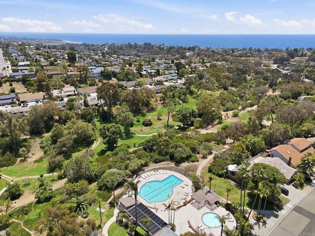 962 Woodgrove Drive, Cardiff By The Sea, CA 92007