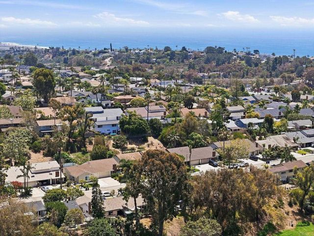 962 Woodgrove Drive, Cardiff By The Sea, CA 92007